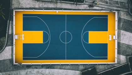 开云kaiyun-产业融合：汽车制造商的赛场新布局，汽车产业链技术服务平台