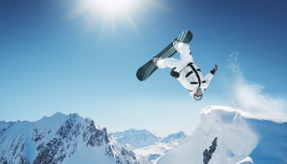 开云·体育官方网站入口-马刺新星文班亚马成为联盟封盖王，文班亚马集锦